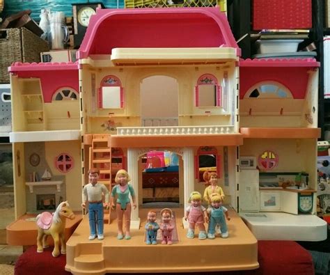 Fisher Price Dollhouse 1990s